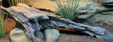 which fake trees are good for reptiles